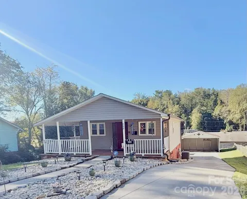 203 Newland Place
