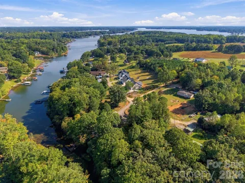 4220 Candlewood Drive