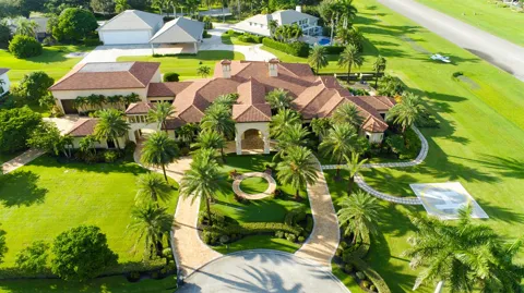 15855 Barnstormer Court