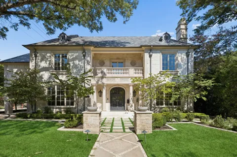 3548 Bryn Mawr Drive