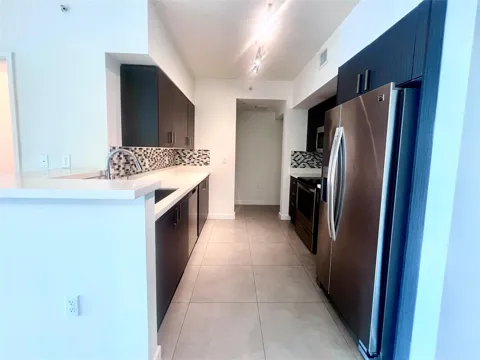 729 NW 2 STREET #506