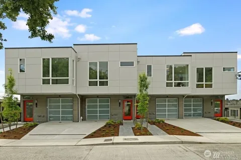 2573 13th Avenue W