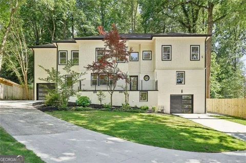 2423 Melinda DR NE