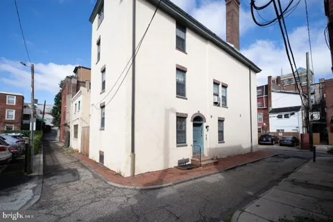 1518 WAVERLY STREET #1