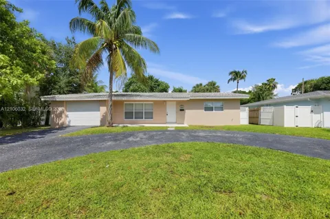 759 NW 7th St
