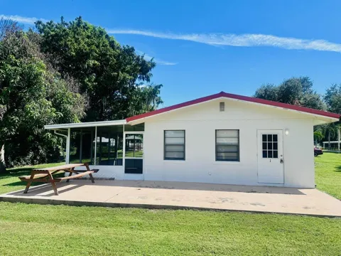 3113 SE 29th Lane