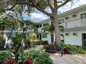 13025 Emerald Dr #258