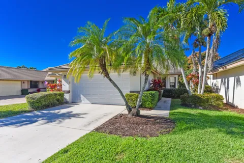 438 SW JEFFERSON CIRCLE