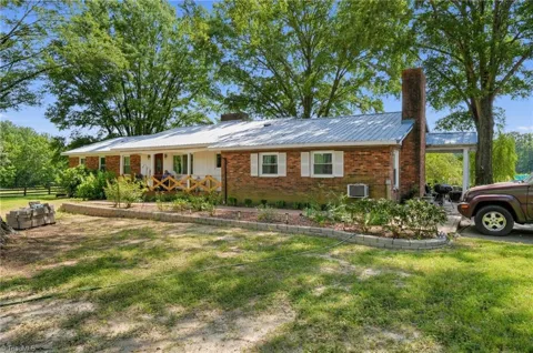 2661 NC Highway 24 27 W