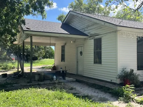 14832 Private Road 1830
