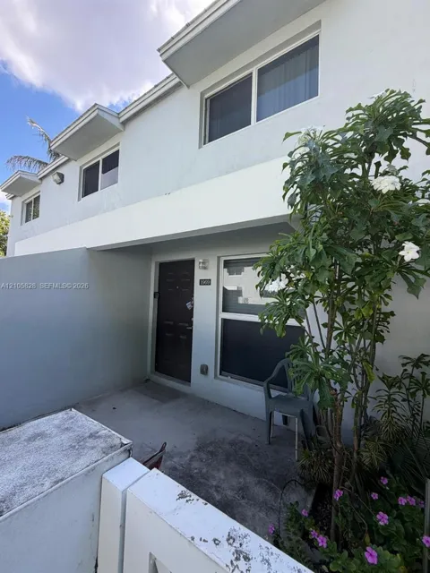 1969 NW 5th Pl #433