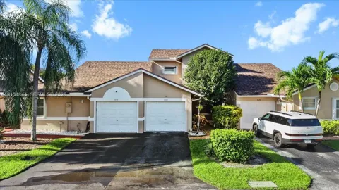 1216 NW 51st Way