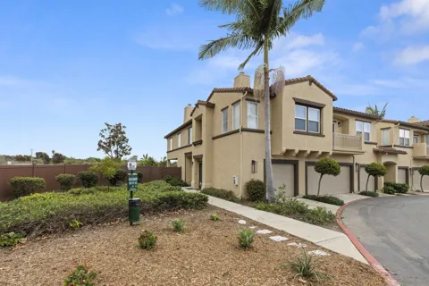 4470 Brisbane Way #5