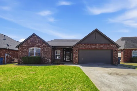 18602 E 50th Place