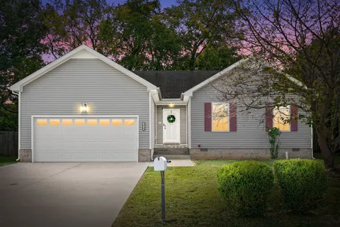3810 Maliki Dr