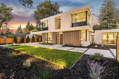 28 San Benito Avenue