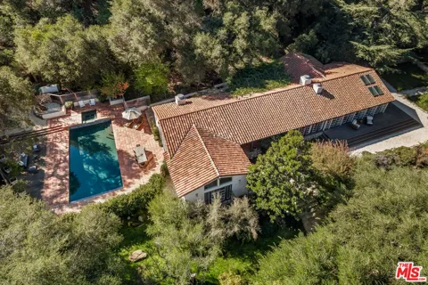 647 Old Topanga Canyon Road