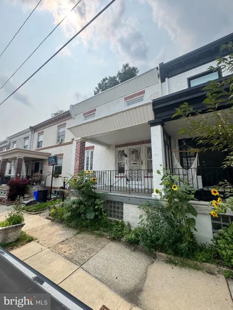 39 ASHMEAD PLACE