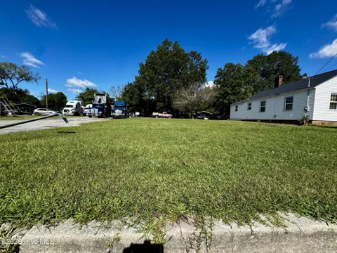 620 E Lenoir Avenue