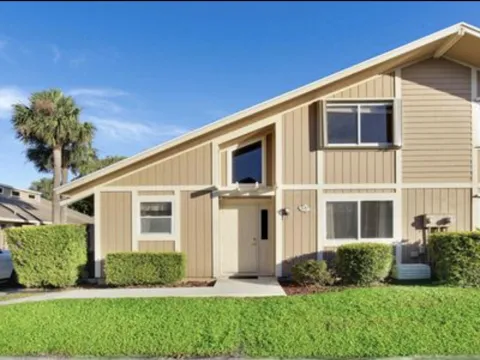 291 MAPLECREST CIRCLE