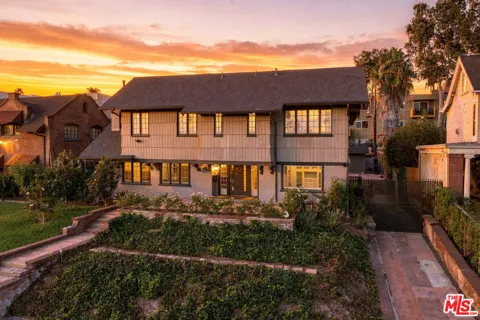 344 S Kingsley Drive