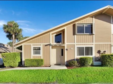 291 MAPLECREST CIRCLE