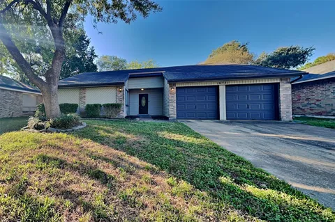 16731 Pebbleglen Drive