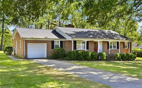 707 Fairidge Drive