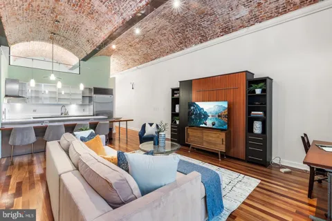 105 S 12TH STREET #401