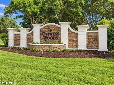 Cypress Trace Circle #104
