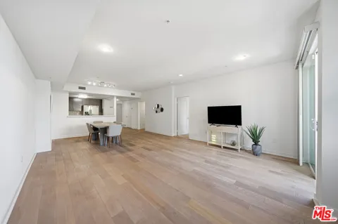 436 S Virgil Avenue #308