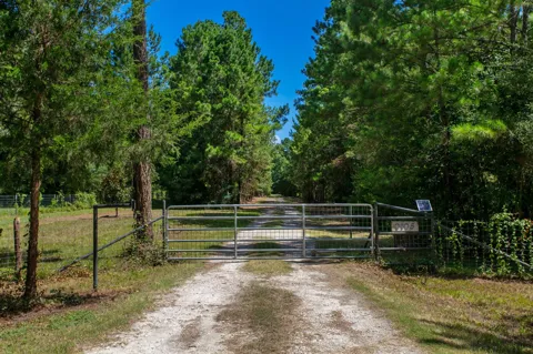 9195 County Road 207