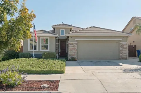 1874 Summit Drive