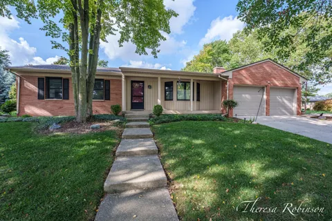 2147 Dewberry Drive NE