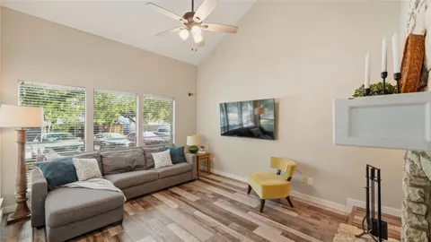 32 Cypress Point