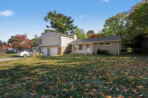 5752 Davis Road