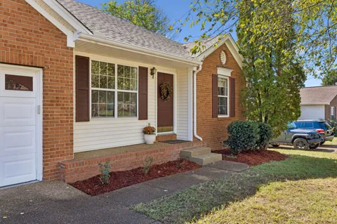 1463 Brighton Cir