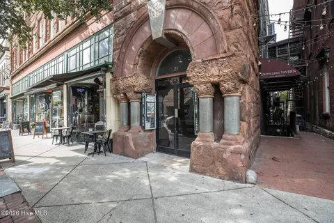 21 Front Street #Unit 3b4