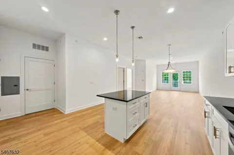 17 Hook Mt Rd #209 Unit 209