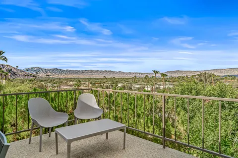 2002 Southridge Drive
