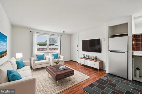 409 NAOMI STREET #2