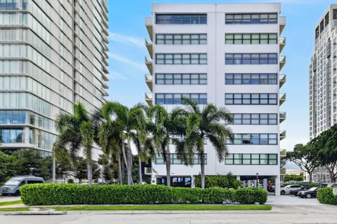 1501 S Flagler Drive #2g