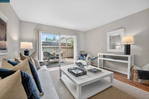 1241 Homestead Ave #211