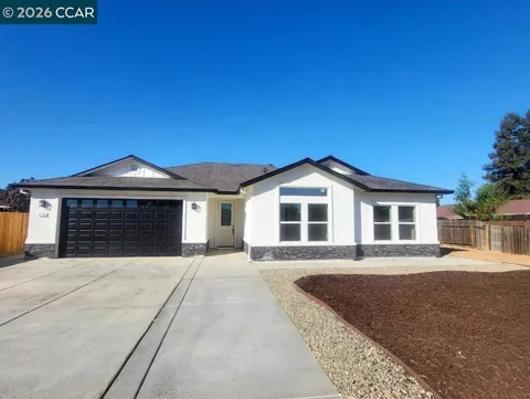 4524 Austin St