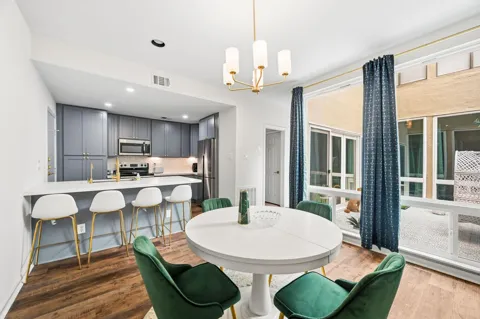 1116 Bering Drive #25