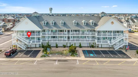 1935 Ocean Avenue #3