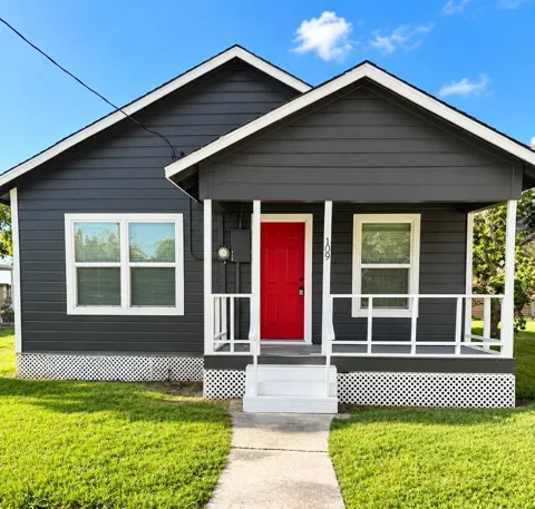 109 Avenue A Avenue