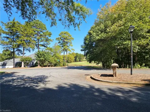 130 Linden Place