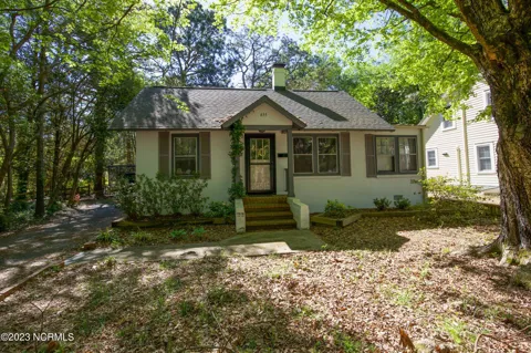 655 May Street