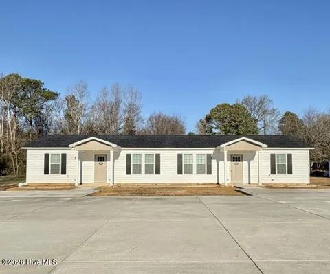 4827 Wayne Memorial Drive #101